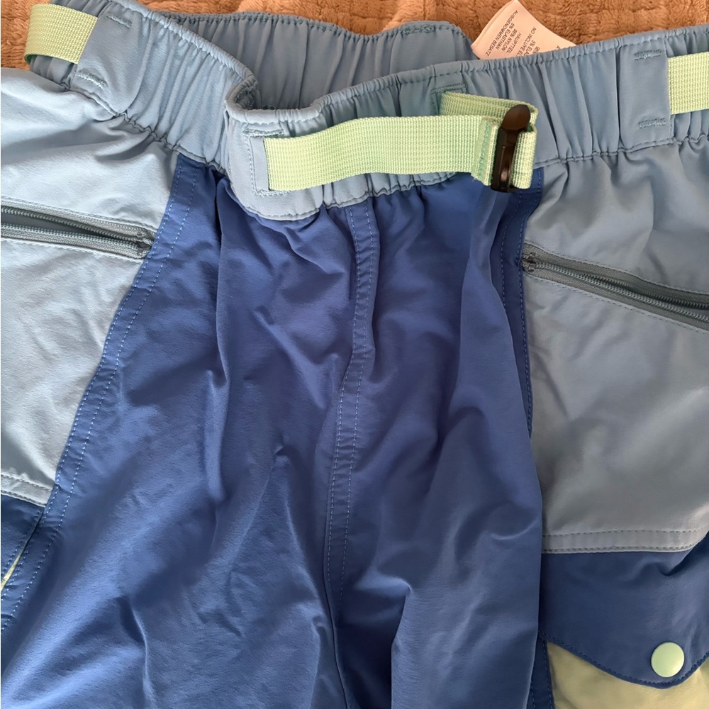 Women’s Patagonia Colorblock Shorts - Picture 5 of 6